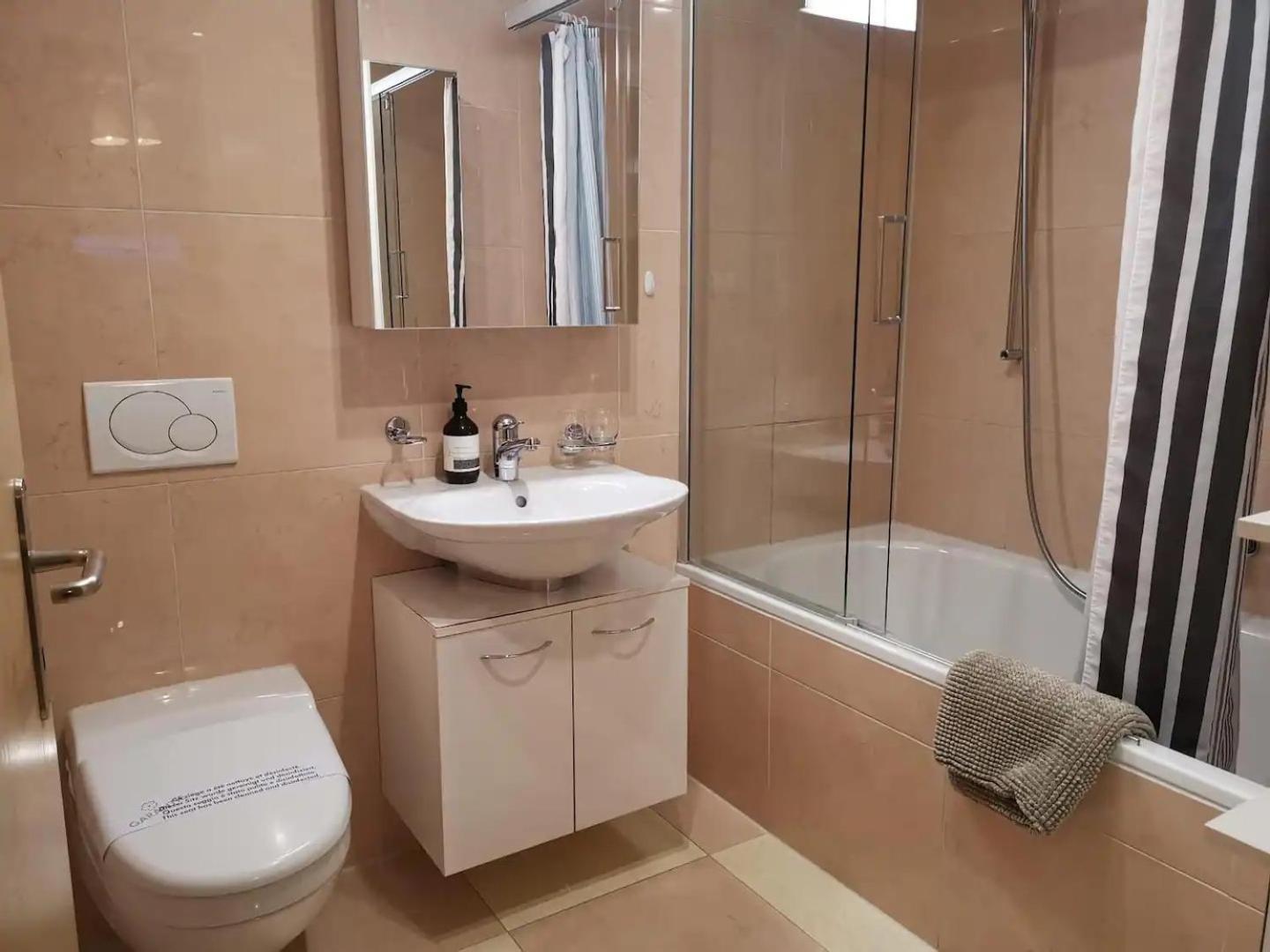 Family Frame Apartment لوتربرونن المظهر الخارجي الصورة